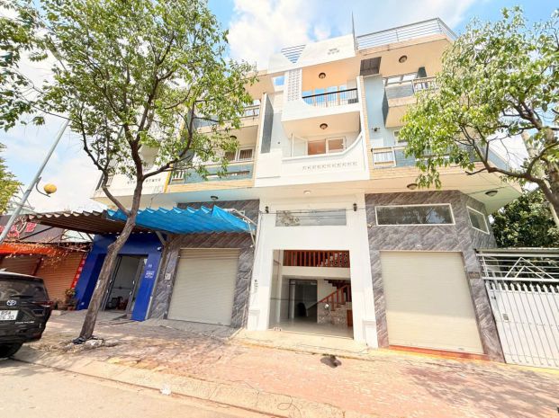 Bán nhà mặt tiền cầu phú long, q12  giá chỉ như nhà trong 7436122