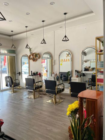 Cho thuê hoăc sang tiệm tóc có phòng ở lại tai lâm đông 7436424