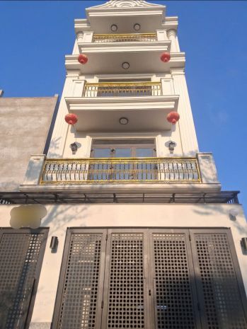 Phước kiển gần sadeco- xe tải vivu- 4tầng- 80m2- có chỗ lắp 7437114