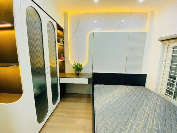 Cho thuê nhà nguyên căn mới xây  ngõ 139 tam trinh, hoàng 7439086