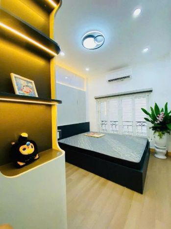 Cho thuê nhà nguyên căn mới xây  ngõ 139 tam trinh, hoàng 7439087