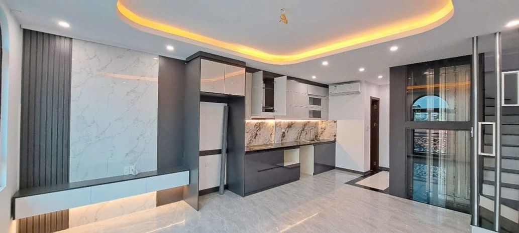 Hiếm! nhà đẹp trung tâm hồ thạch bàn  thang máy  ô tô 7439832
