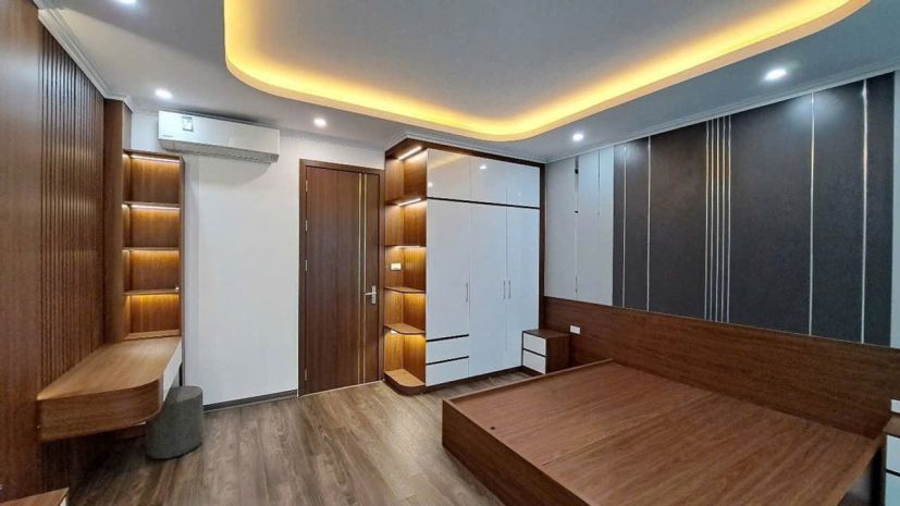 Hiếm! nhà đẹp trung tâm hồ thạch bàn  thang máy  ô tô 7439835