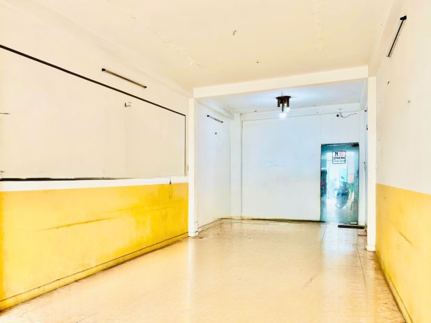 Mặt bằng kinh doanh mặt tiền 217 sư vạn hạnh, quận 10 7440097