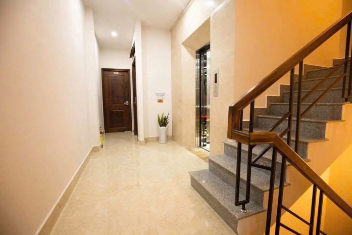 Bán khách sạn đẹp trung tâm đà lạt  đường nguyễn thị nghĩa 7440383