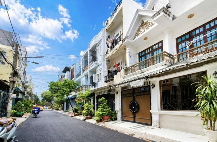 Khu phân lô - đồng bộ 
đường rộng 12m - thông rạch xuyên 7441519
