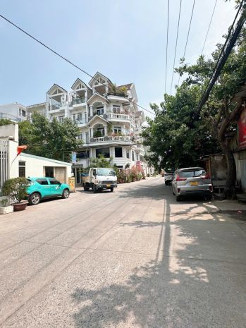 Hxh dương quảng hàm  p.5 gò vấp  4 tầng  chỉ 7.8 tỷ. 7443514