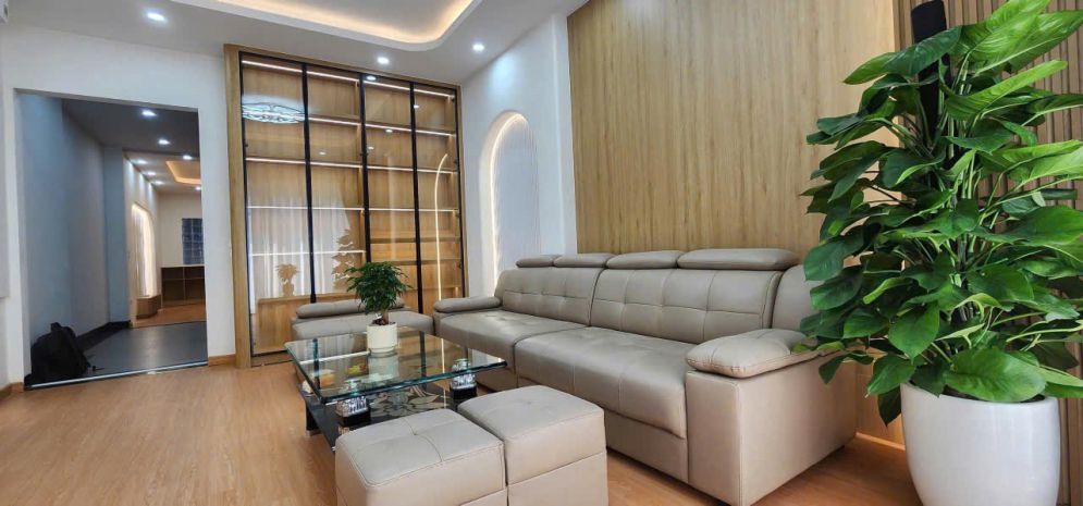 Bán nhà quận long biên - hồng tiến 71m²  5t  thang máy 7443693