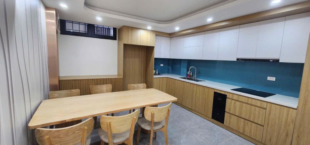 Bán nhà quận long biên - hồng tiến 71m²  5t  thang máy 7443695