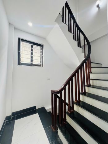 Duy nhất 1 căn hoàng mai - giáp nhị 36m 5 tầng 4 ngủ full 7444049