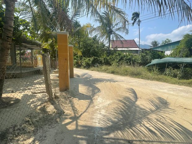 Đất bầu sen  full thổ  gần nha trang  770trlô 7444099