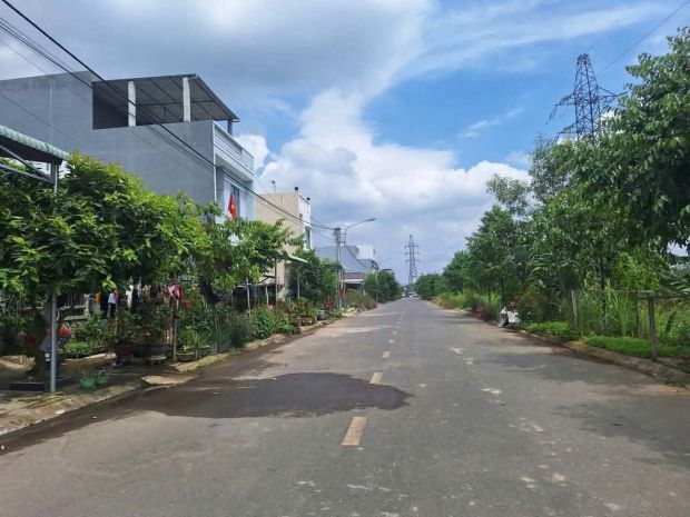 Chính chủ bán đất nền mặt tiền đường 16m ngay khu cây xăng 2 7444404