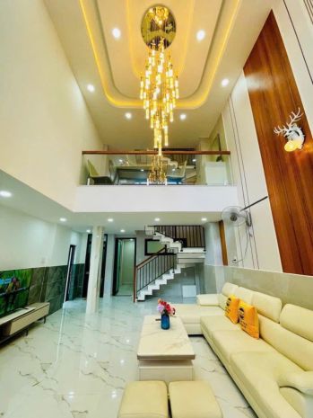 Góc hai mặt tiền  5 tầng  hxh  p8 gò vấp - đang cho 7444728