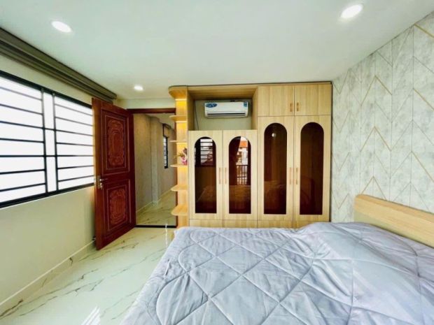 Góc hai mặt tiền  5 tầng  hxh  p8 gò vấp - đang cho 7444729