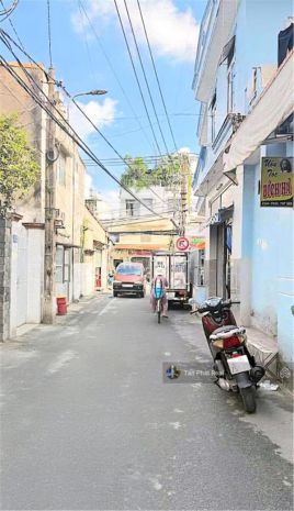 Sát mt dương quảng hàm, p5, ngang 7m x 11m cn 73.3m2 tiện 7446330