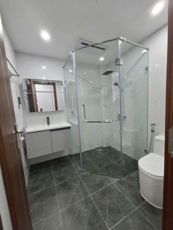 Bán nhà bồ đề 41m 7 tầng mt4m thang máy ô tô đỗ sát hồ 15 tỷ 7448940