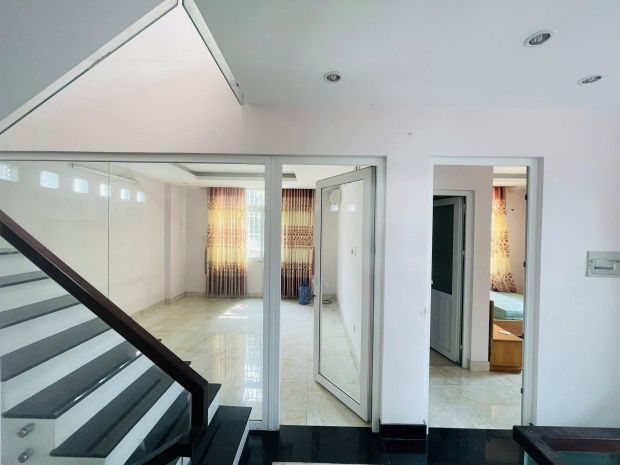 Bán nhà biệt thự - hẻm 8m dương đức hiền - 13x12m, 3 tầng, 7450641