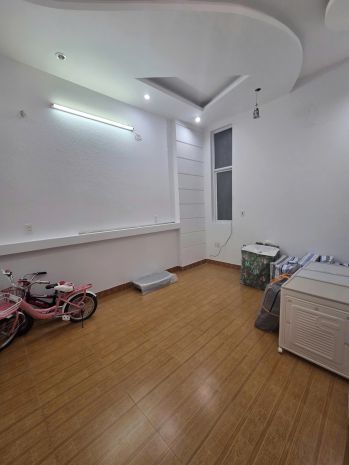 Bán nhà 3 tầng  vị trí đẹp phố phan kế bính, cam đường, 7451591