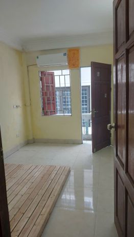 Cho thuê nhà chính chủ 5 tầng đầu ngõ 142 đường kim giang 7452558