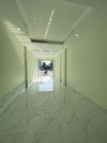 Chính chủ cho thuê mặt bằng kinh doanh - ngọc lâm, long 7452598