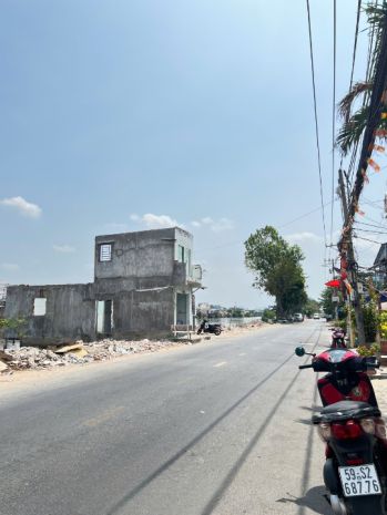 Nhà 5 tầng mặt tiền bờ kè view sông đường nguyễn duy p9 q8. 7452941