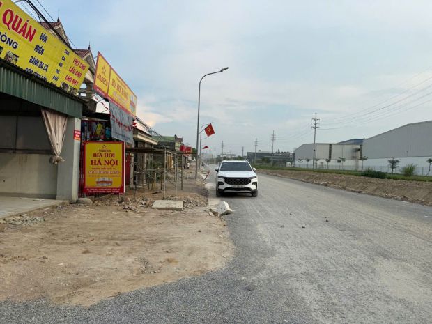 Cần cho thuê mb kinh doanh có vị trí đẹp đối diện vsip 7455843