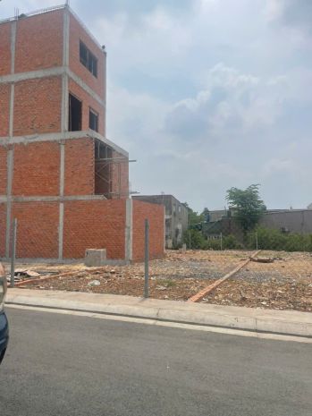 Đất đẹp nhựa 6m lê thị tôm  5x25m  sổ riêng  giá chỉ 7455868