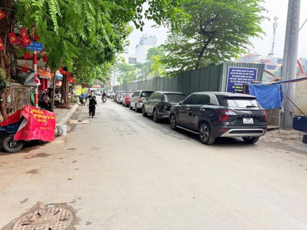 Hiếm! tầng 1 tây sơn  ô tô đỗ cửa  90msd  dòng tiền 160tr 7456145