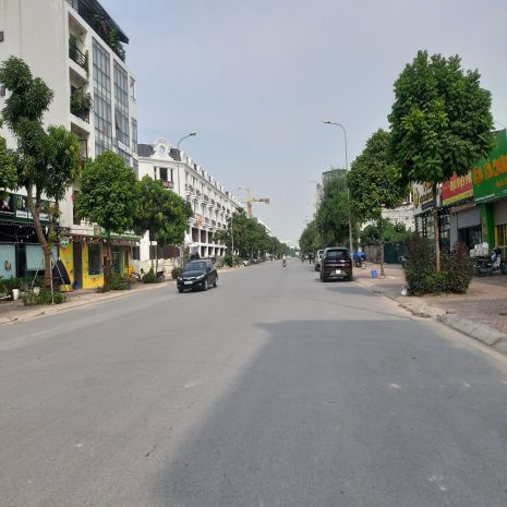 Bán đất đặng xá gia lâm 82m2 lô góc 2 mặt tiền đường 12m 7456424
