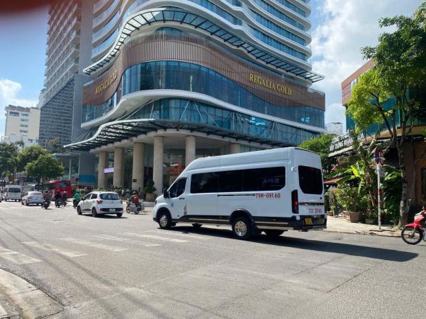 Cho thuê nhà mặt tiền nguyễn thị minh khai  trung tâm nha 7457157