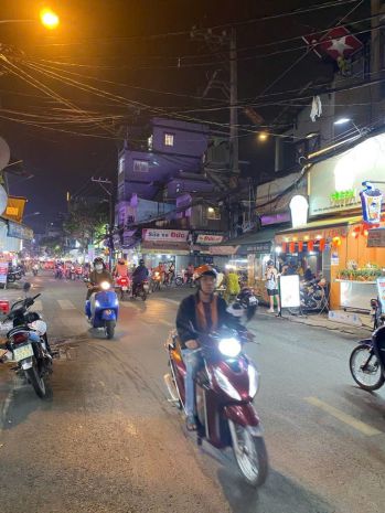Nhà mặt tiền tôn đản quận 4,cách chợ cầu cống vài bước chân 7457526