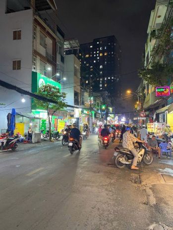 Nhà mặt tiền tôn đản quận 4,cách chợ cầu cống vài bước chân 7457527