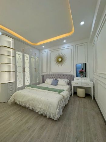 Biệt thự phạm hữu lầu - cạnh phú mỹ hưng - ngang khủng 8m 7457799
