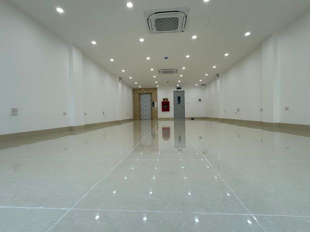 Giảm chào 2 tỉ! bán nhà mặt phố hoàng văn thái, 120m2, 8 7457829