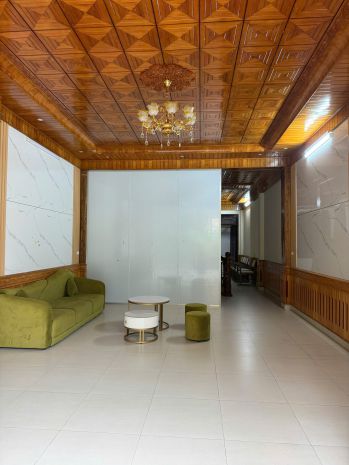 Cho thuê nhà 4 tầng  vị trí đẹp, kinh doanh tốt tại tp 7458040