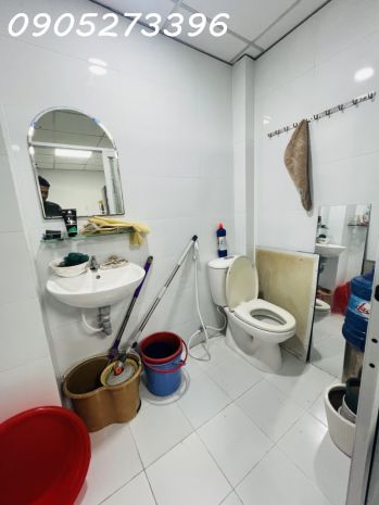Bình thạnh - ngay ngã 4 hàng xanh - gần 30m2, 3 tầng 3pn 7458588