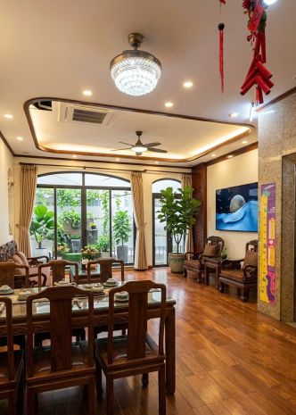 Bán nhà trần quốc hoàn, phân lô ô tô tránh, 6 tầng thang 7458620