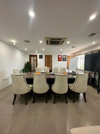 Bán siêu phẩm lô góc nguyễn văn huyên 50m 8t giá 20 tỷ- ngõ 7459110
