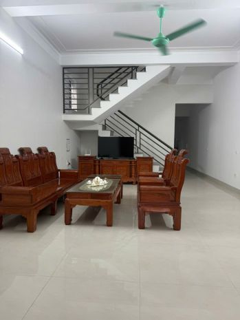 Chính chủ hà nội gửi bán đất + nhà 2 tầng, trung tâm thị 7459228