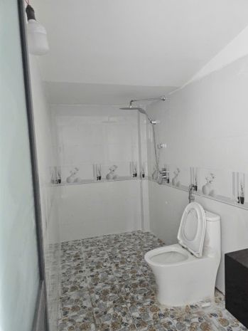 Bán nhà 2 tầng mặt tiền kinh doanh sầm uất bậc nhất dĩ 7459689