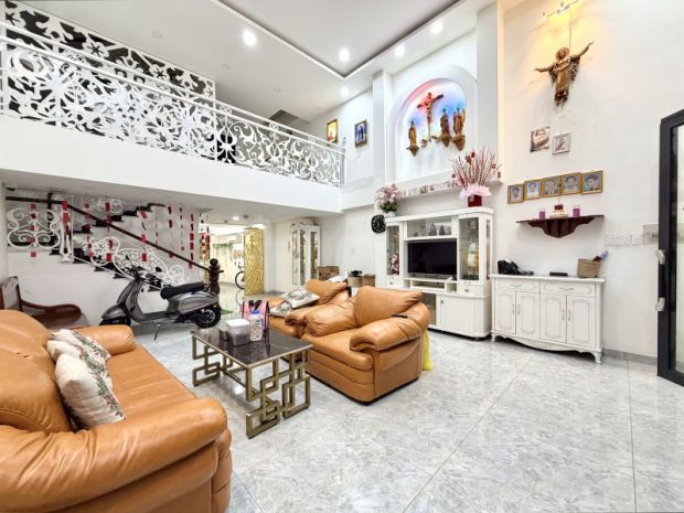 Bán nhà gò vấp oto vào nhà 125m2 5 tầng ngang 5,2m nở hậu 7460088