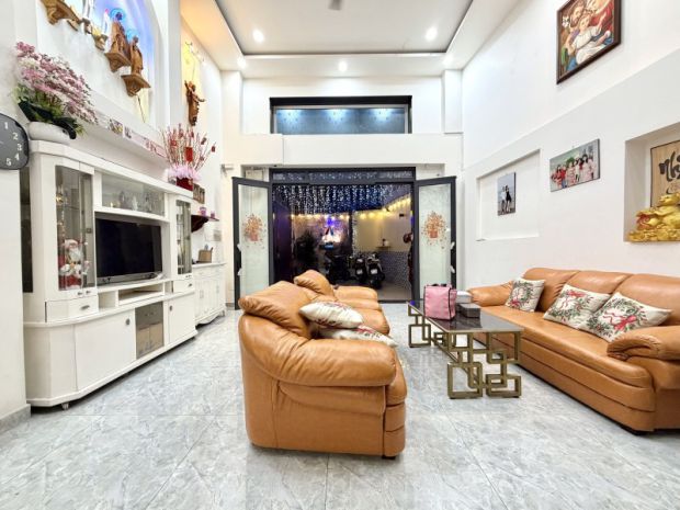 Bán nhà gò vấp oto vào nhà 125m2 5 tầng ngang 5,2m nở hậu 7460090