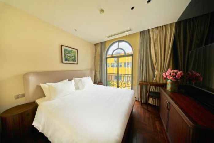 Bán tòa khách sạn phố đại cồ việt, ô tô tránh dừng đỗ, dòng 7462058