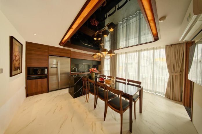 Bán tòa khách sạn phố đại cồ việt, ô tô tránh dừng đỗ, dòng 7462059