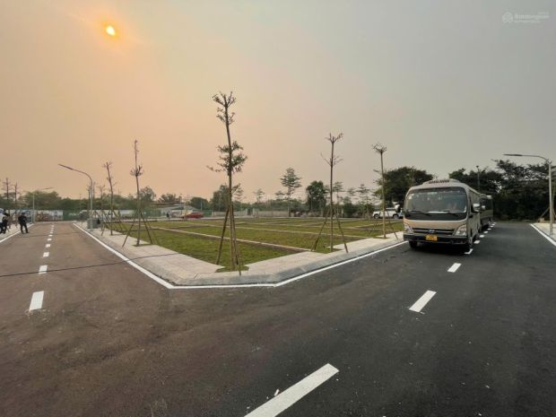 Chính chủ gửi bán suất ngoại giao, lô góc, view hồ 103,3m2 7462322