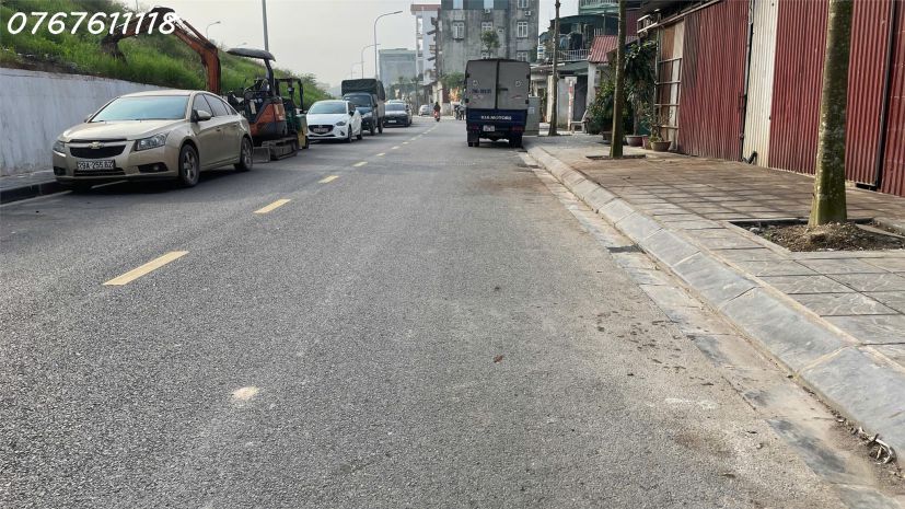 Bán đất phường long biên,mặt phố,vỉa hè,kinh doanh,trụ 7462946