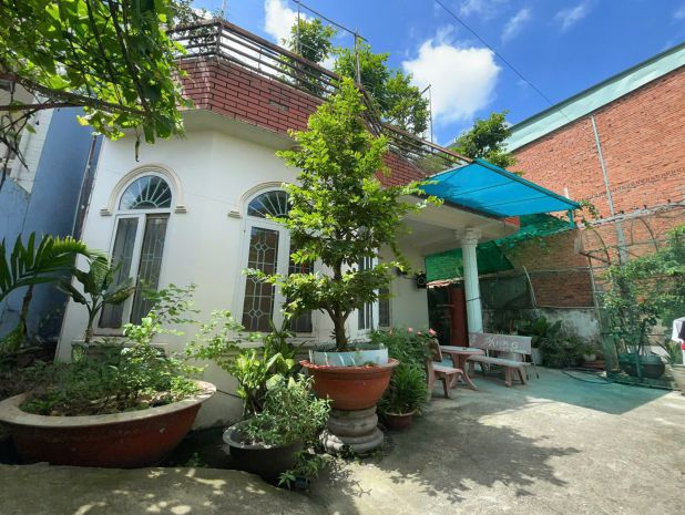 Chính chủ bán biệt thự vườn gần 300m2 sát đường lê đức thọ 7465210