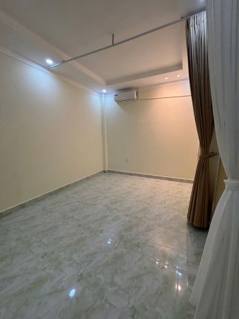 Cần sang nhượng mặt bằng đường dt743a dĩ an, bình dương. 7465920