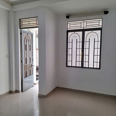 Cho thuê nhà 2.5 tầng, 120m2, 3 phòng đường phó cơ điều, 7466017