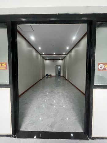 Cho thuê nhà 50m ô tô  lương thế vinh, 68m² x 2 tầng, mặt 7466259